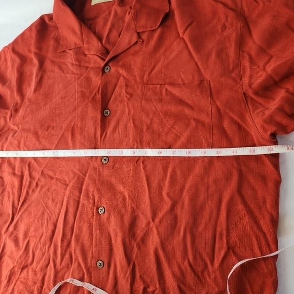 Tommy Bahama Mens size Large Silk Button Down Short Sleeve Red Hawaiian Shirt‎ - Picture 4 of 8